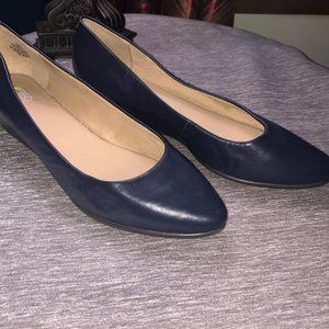 NWOB Easy Spirit e360 navy wedge